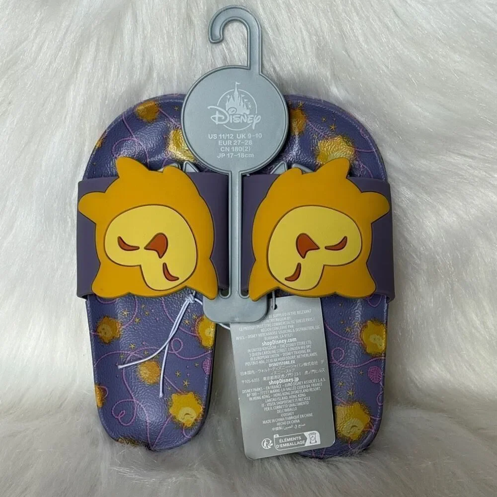 Disney hand ships